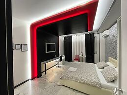 Black & White G&G