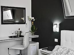 Black & White G&G