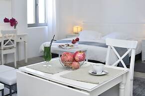 Naoussa Hills Boutique Resort - Adults Only
