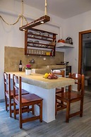 Ioanna Rooms