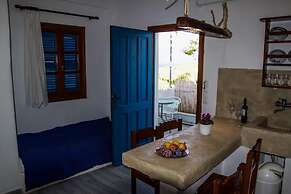 Ioanna Rooms