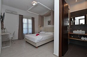 Aella Residence