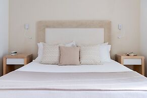 Aella Residence