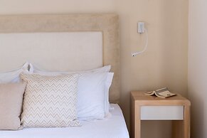 Aella Residence