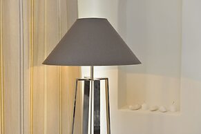 Aella Residence