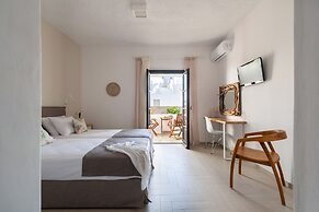 Aella Residence