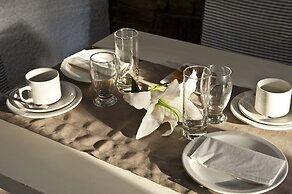 Aella Residence