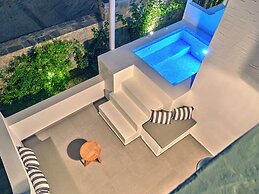 Aella Residence