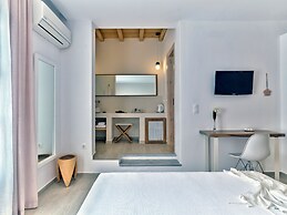 Aella Residence