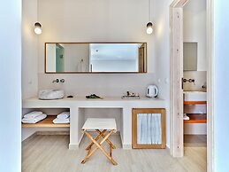 Aella Residence