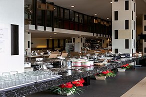 Grand Ratchapruek Hotel