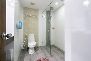 Grand Ratchapruek Hotel
