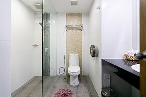Grand Ratchapruek Hotel