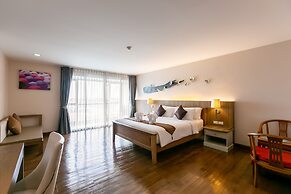 Grand Ratchapruek Hotel