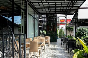 Grand Ratchapruek Hotel