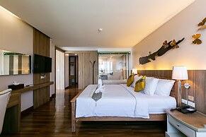 Grand Ratchapruek Hotel