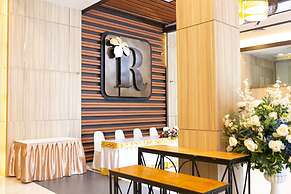 Grand Ratchapruek Hotel
