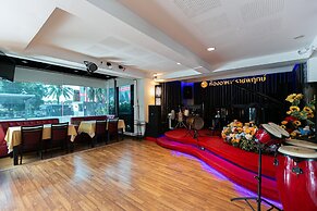 Grand Ratchapruek Hotel