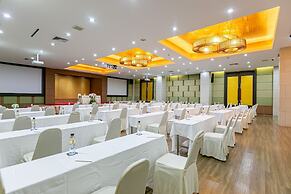 Grand Ratchapruek Hotel