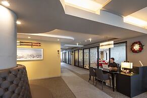 M Hotel