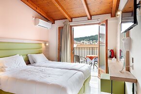 Aggelos Hotel
