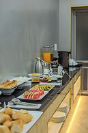 Richico Apartments And Hotel