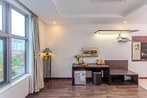 Richico Apartments And Hotel