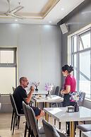 Richico Apartments And Hotel