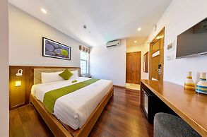Richico Apartments And Hotel