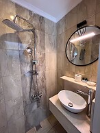 Galley Hotel