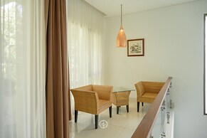 Hikari Hill View 7BR Villa with a Private Pool