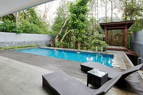 Hikari Hill View 7BR Villa with a Private Pool