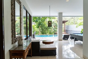 Hikari Hill View 7BR Villa with a Private Pool