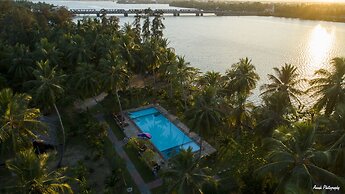 Riviera Resort