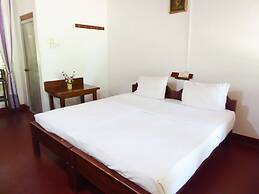 Riviera Resort
