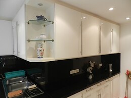 Alex Group Jomtien Plaza Condotel