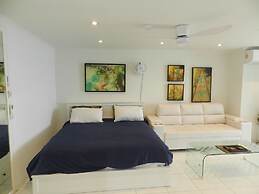 Alex Group Jomtien Plaza Condotel
