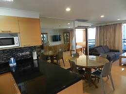 Alex Group Jomtien Plaza Condotel