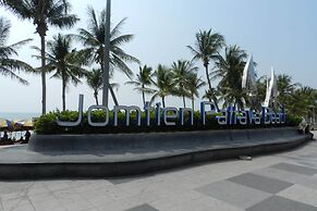 Alex Group Jomtien Plaza Condotel