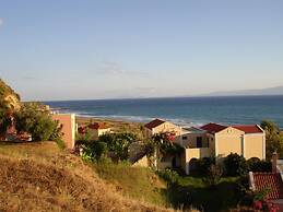 Mounda Beach Hotel