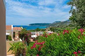 Mounda Beach Hotel