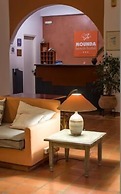 Mounda Beach Hotel