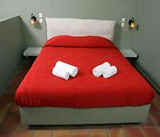 Mounda Beach Hotel