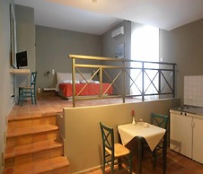 Mounda Beach Hotel