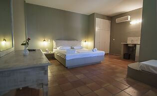 Mounda Beach Hotel