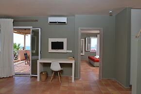 Mounda Beach Hotel