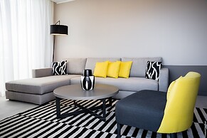 Simon Hotel