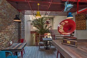 Taksim Nis Hotel