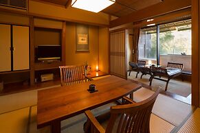 wa-tei Kazekomichi