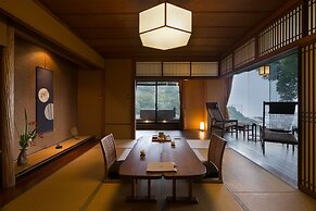 wa-tei Kazekomichi